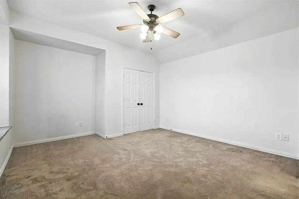 7700 Red Clover Drive