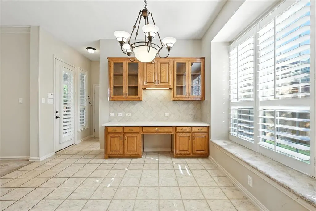 7700 Red Clover Drive