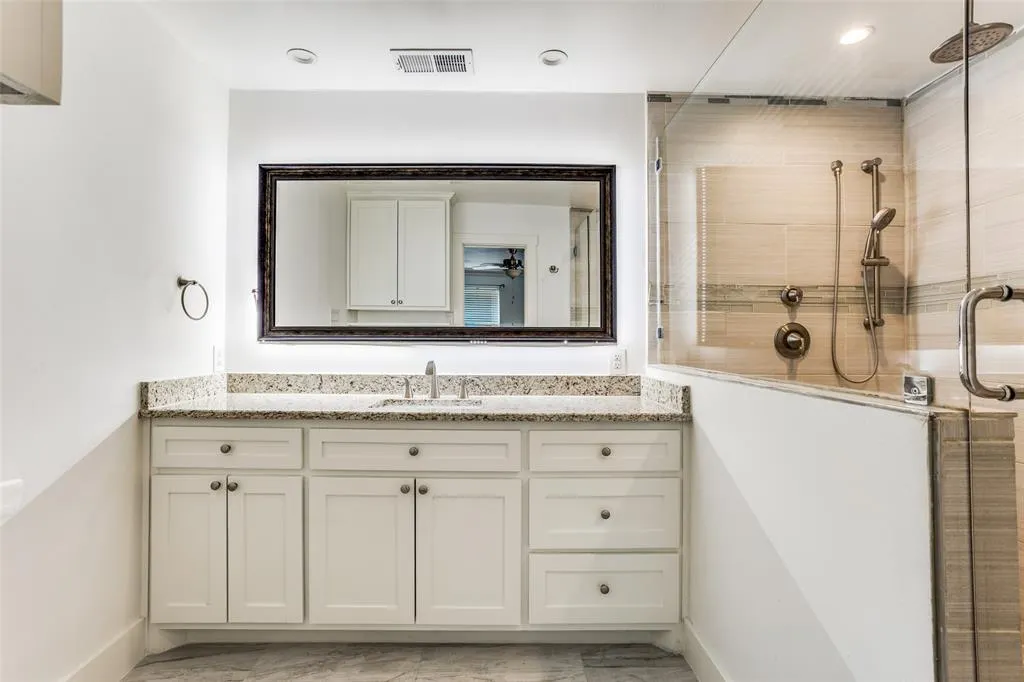 101 S Weatherred Drive