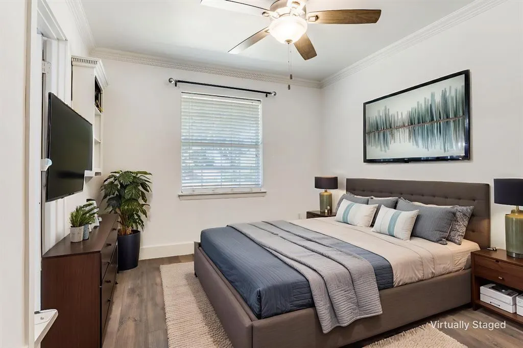 101 S Weatherred Drive