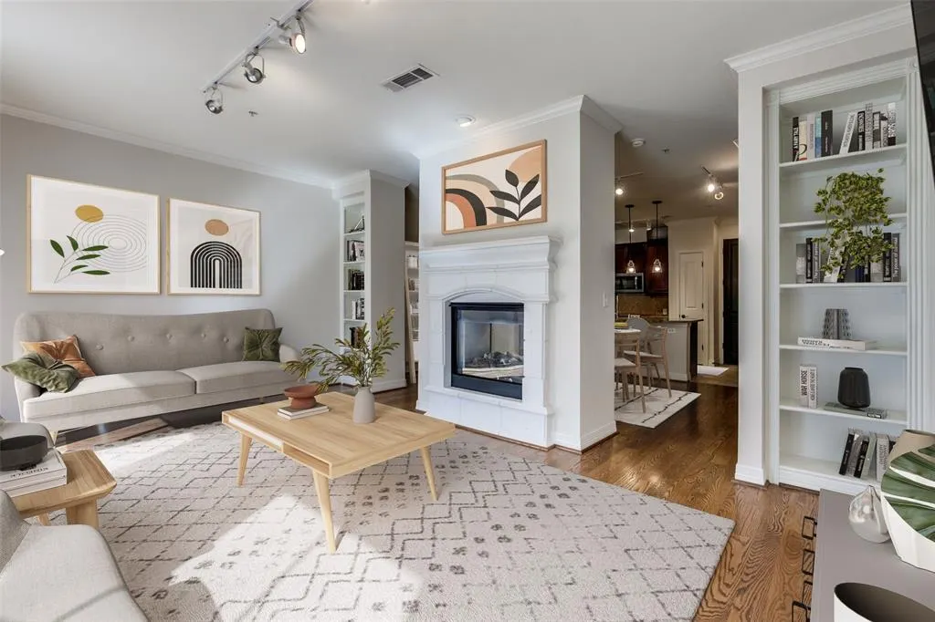 8616 Turtle Creek Boulevard, #206