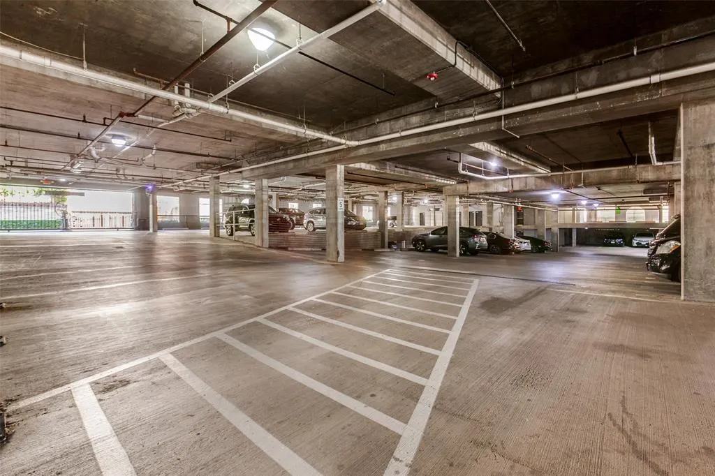 8616 Turtle Creek Boulevard, #206