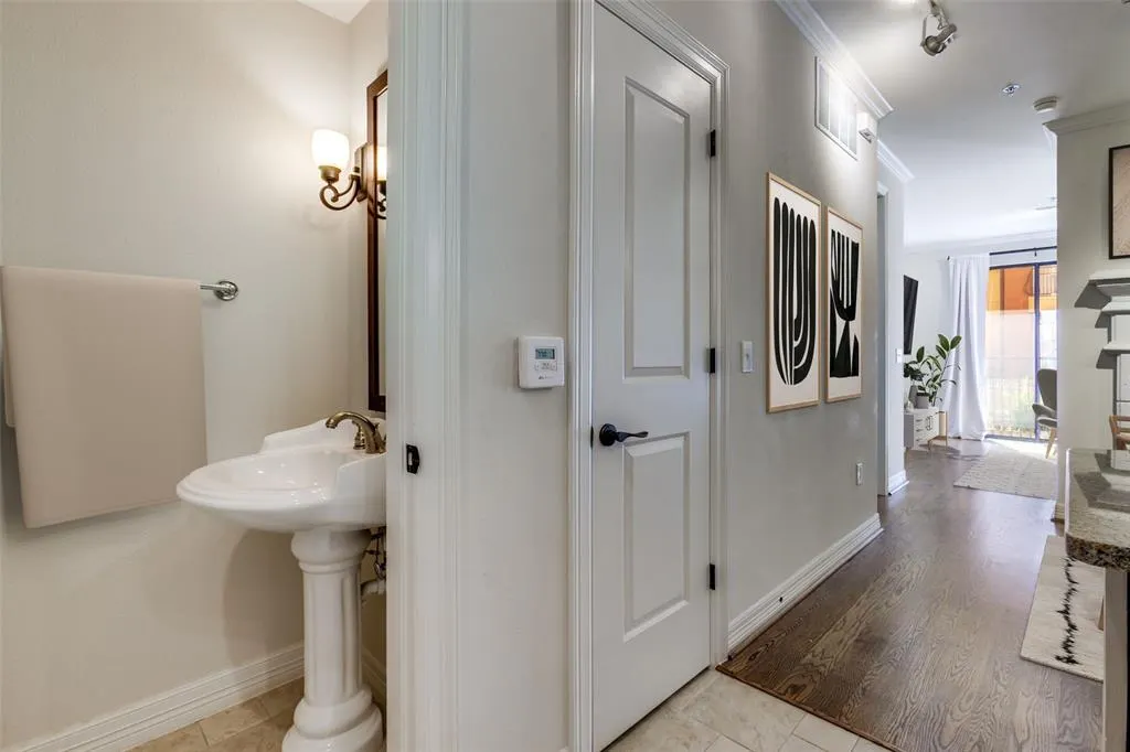 8616 Turtle Creek Boulevard, #206