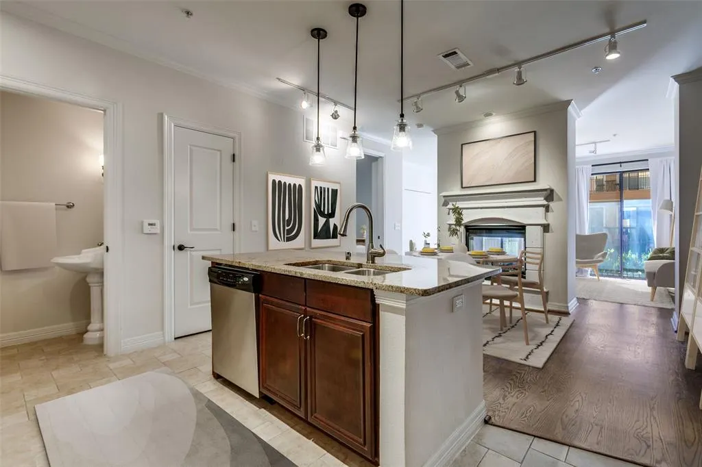 8616 Turtle Creek Boulevard, #206