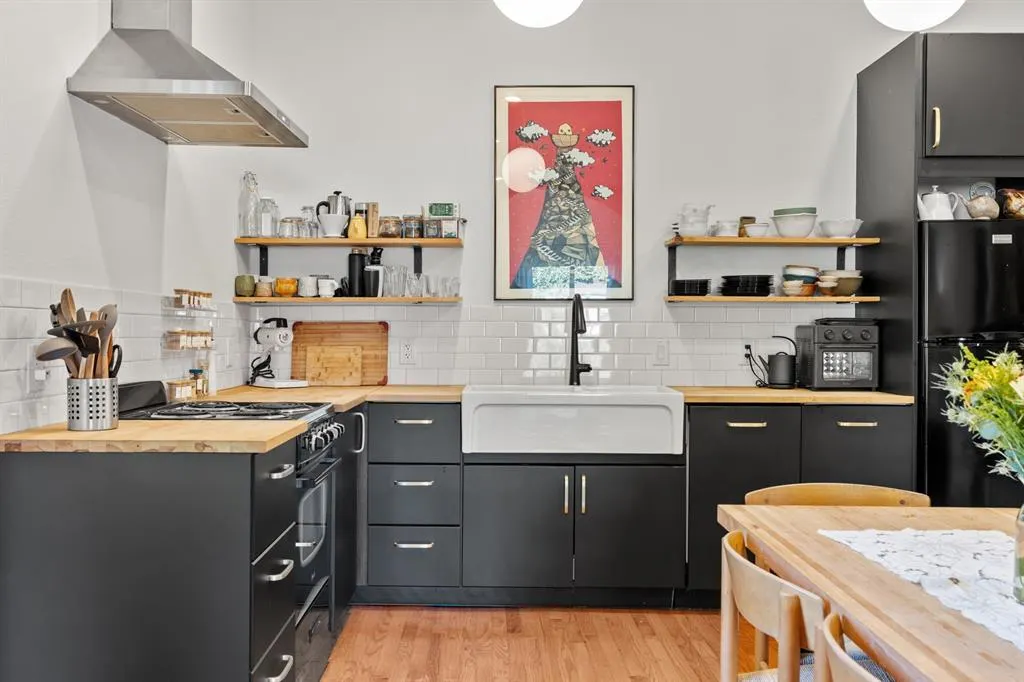 425 S Brighton Avenue