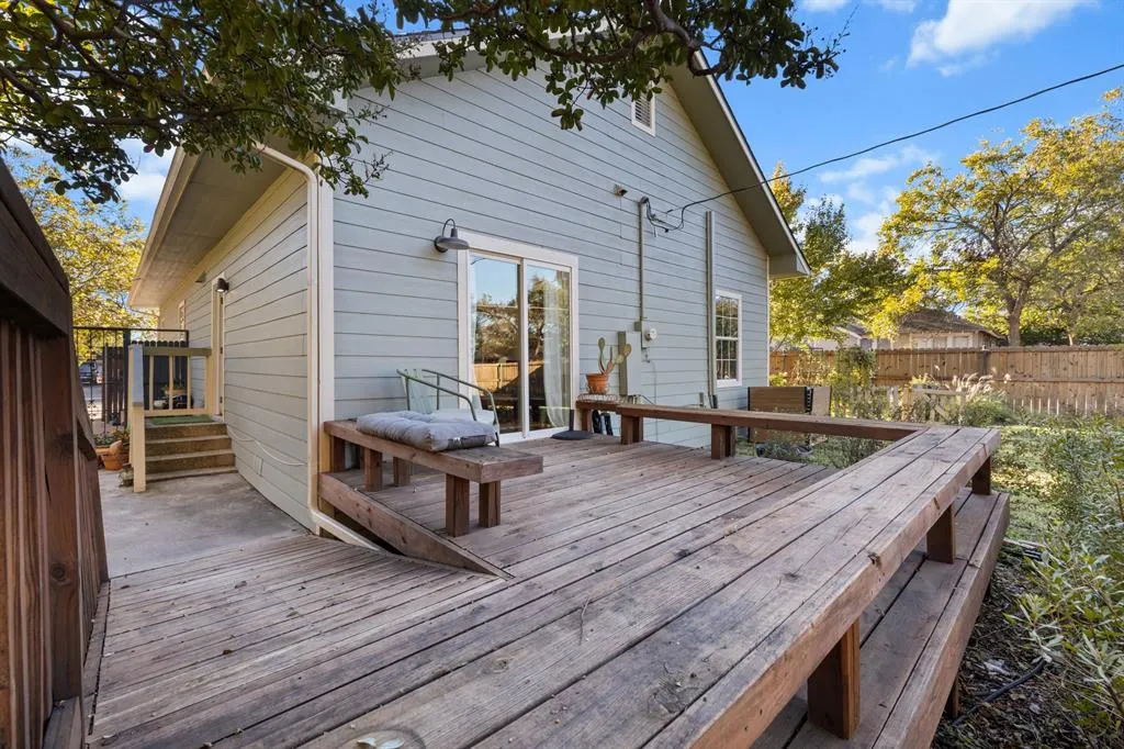 425 S Brighton Avenue