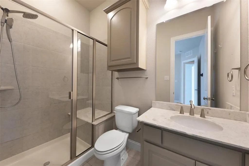 10010 Lucky Debonair Lane