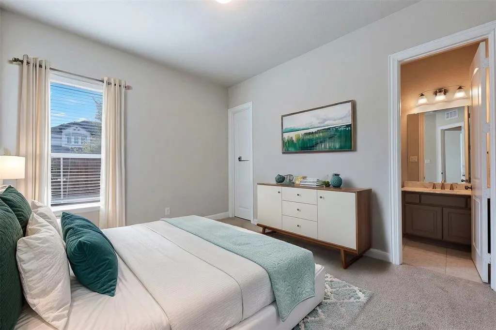 10010 Lucky Debonair Lane