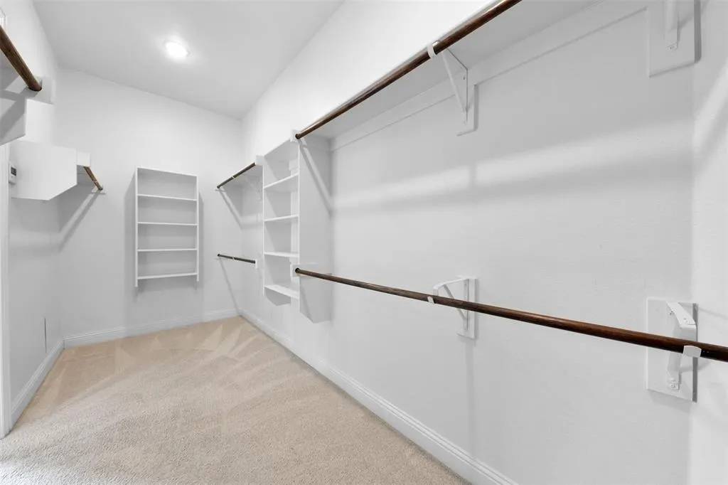 10010 Lucky Debonair Lane