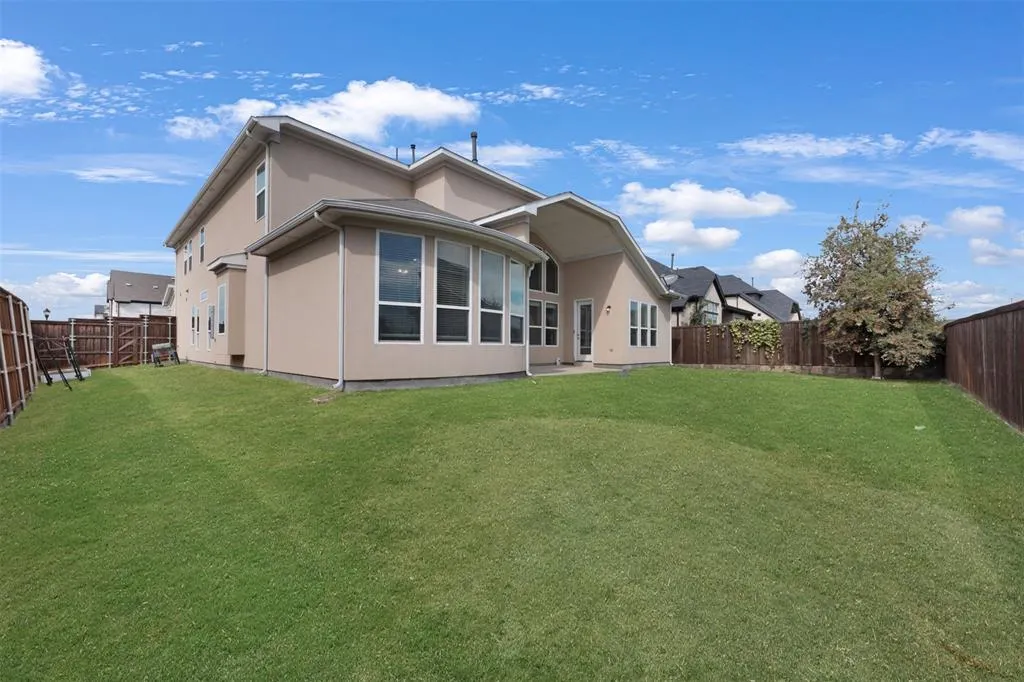 10010 Lucky Debonair Lane