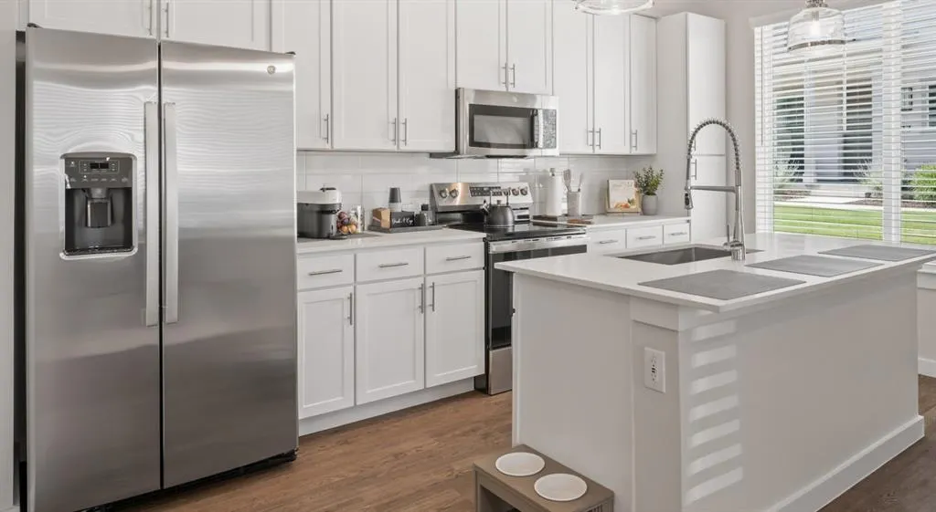 2600 N Lake Forest Drive, #947