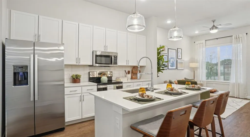 2600 N Lake Forest Drive, #947