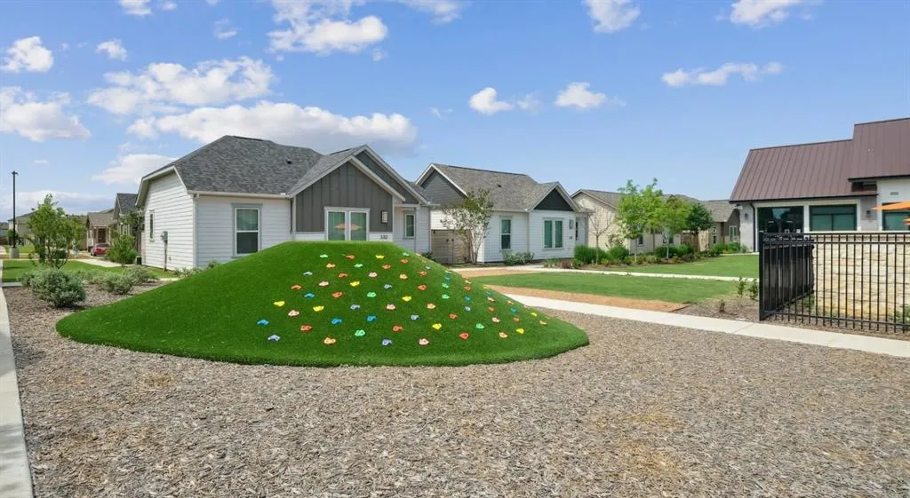 2600 N Lake Forest Drive, #947