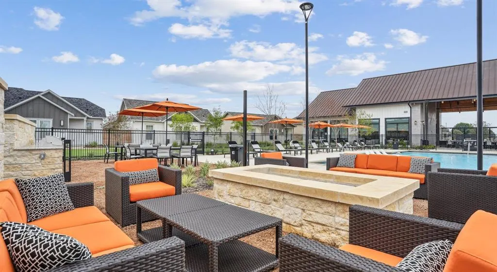 2600 N Lake Forest Drive, #947