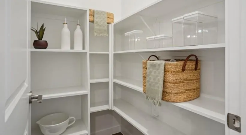 2600 N Lake Forest Drive, #947