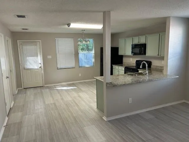 1109 Willow Tree Drive