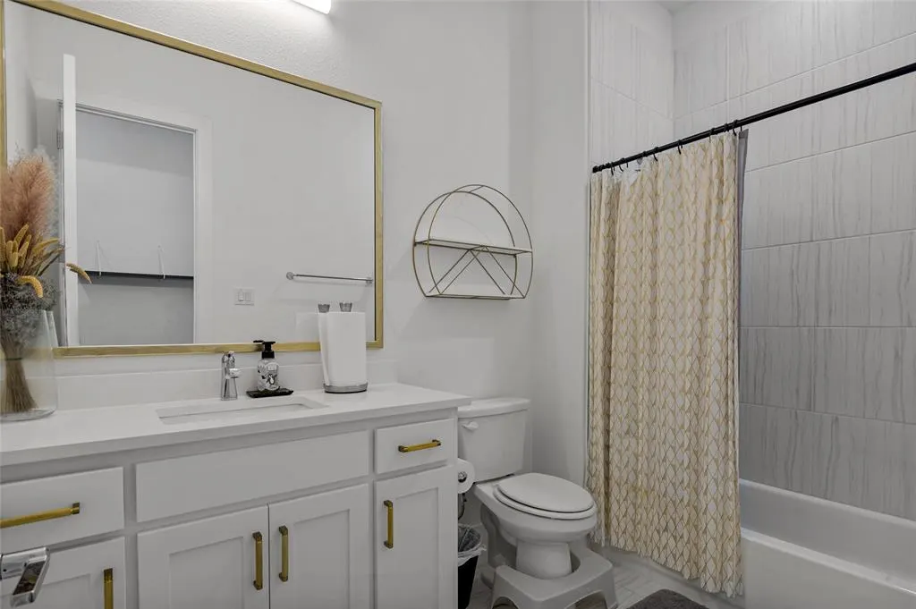 8425 Needlegrass Road