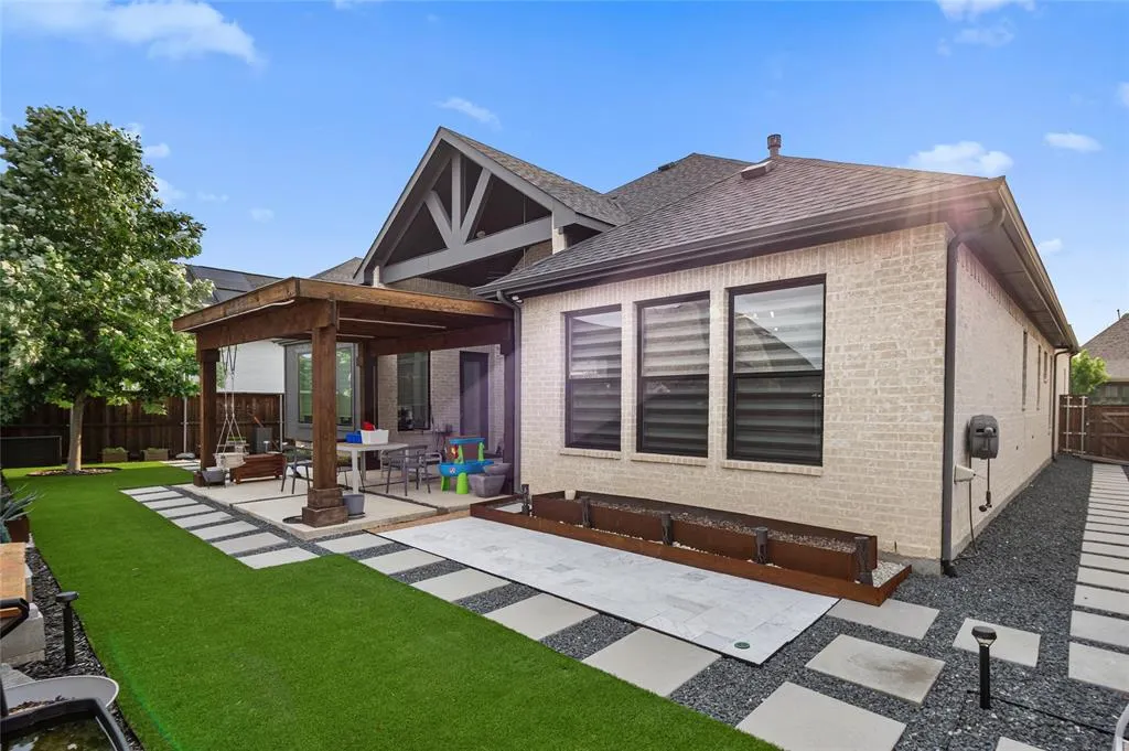 8425 Needlegrass Road