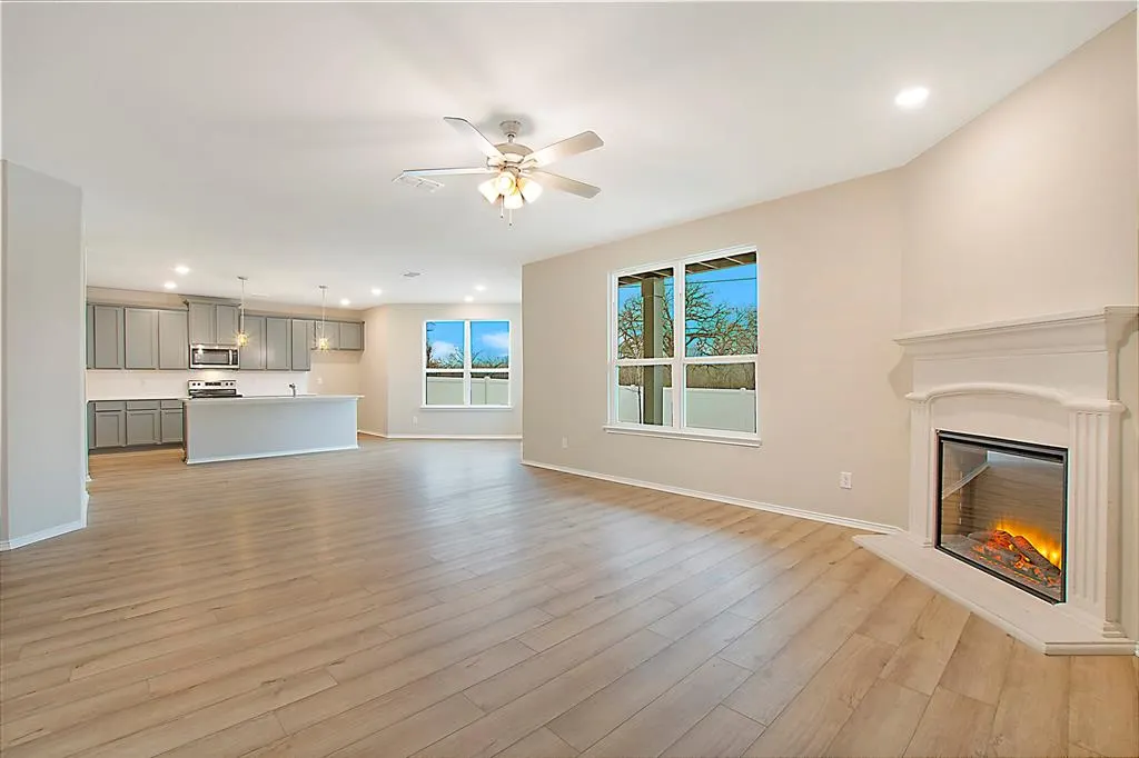 1605 Katharina Avenue