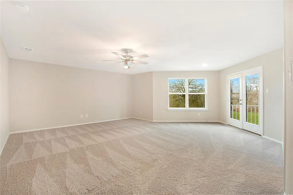 1605 Katharina Avenue