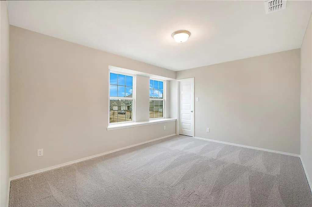 1605 Katharina Avenue