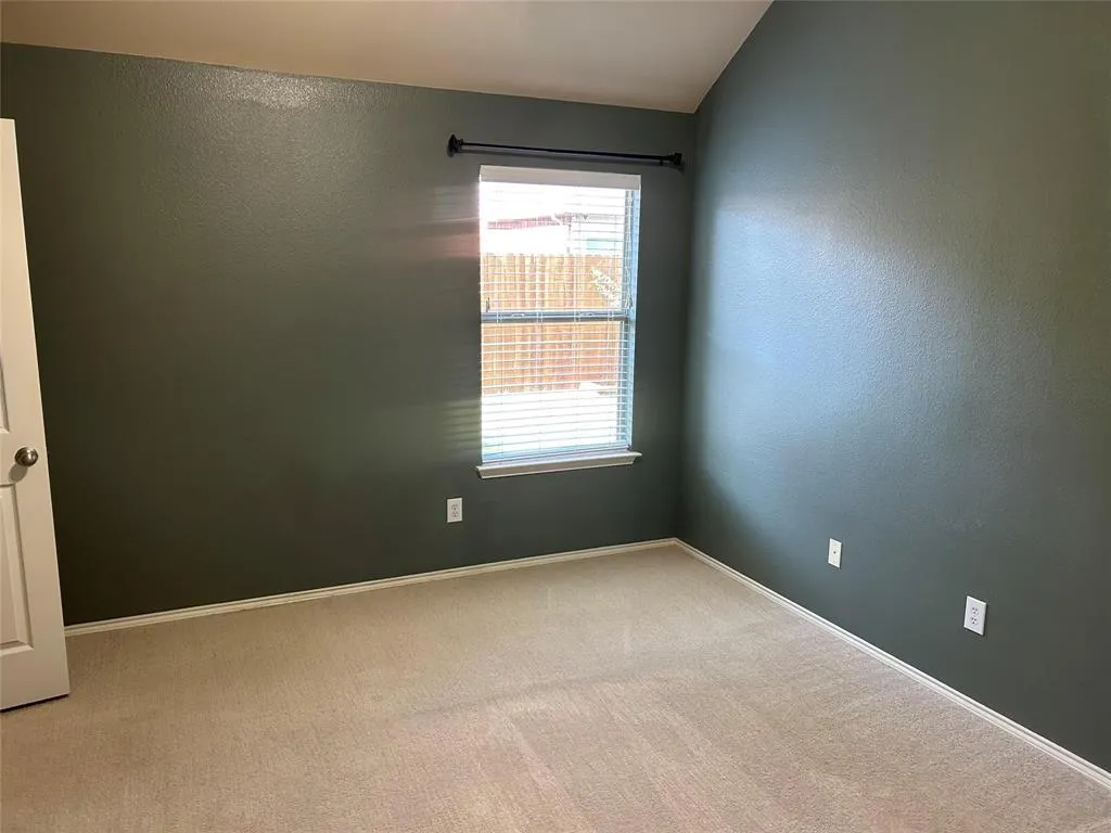 816 Lake Grove Drive