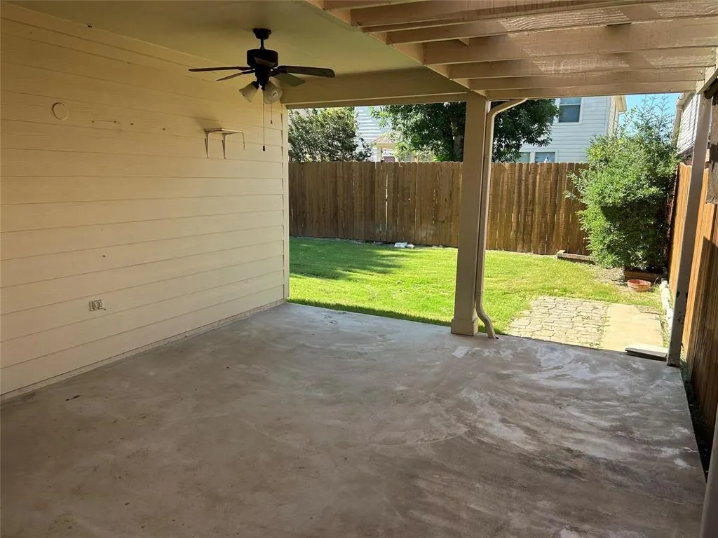 816 Lake Grove Drive