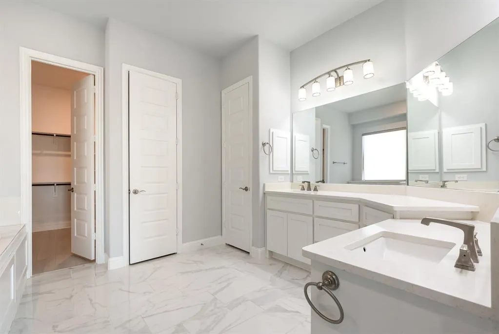 12426 Dove Chase Lane