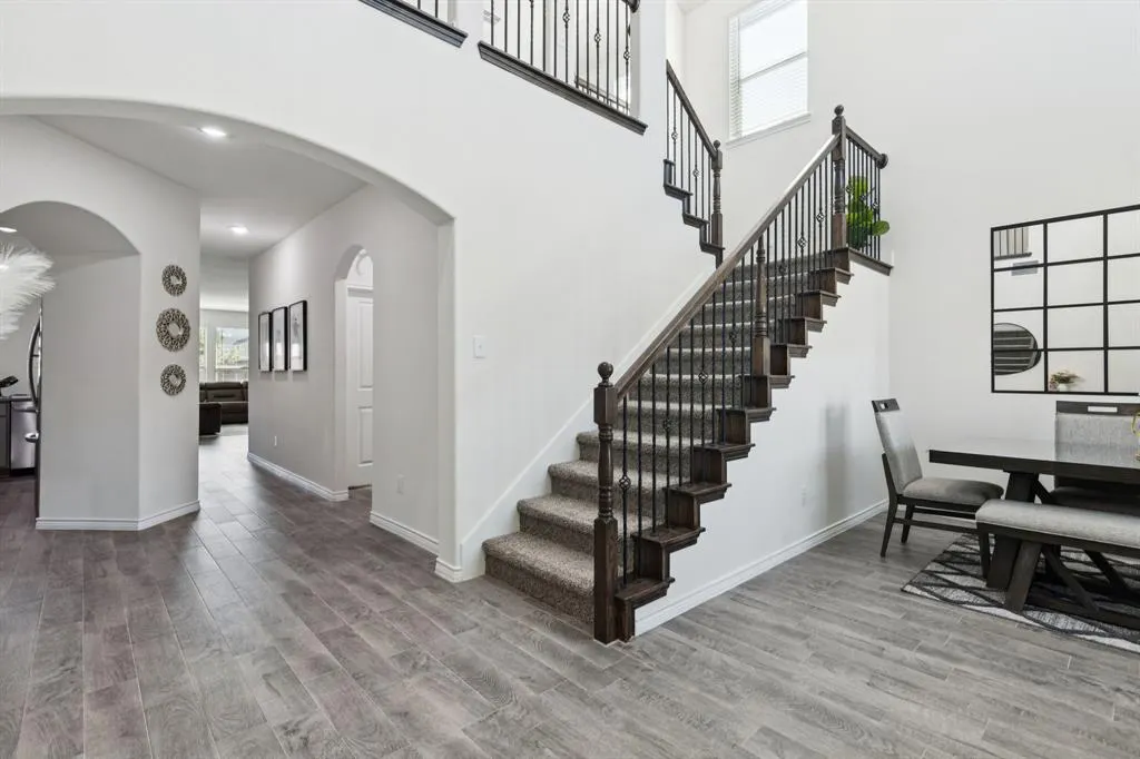 11112 Canyon Oak Street