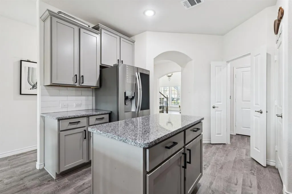 11112 Canyon Oak Street