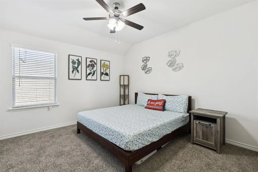 11112 Canyon Oak Street