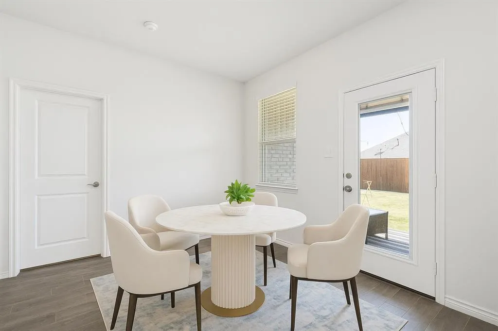 11112 Canyon Oak Street