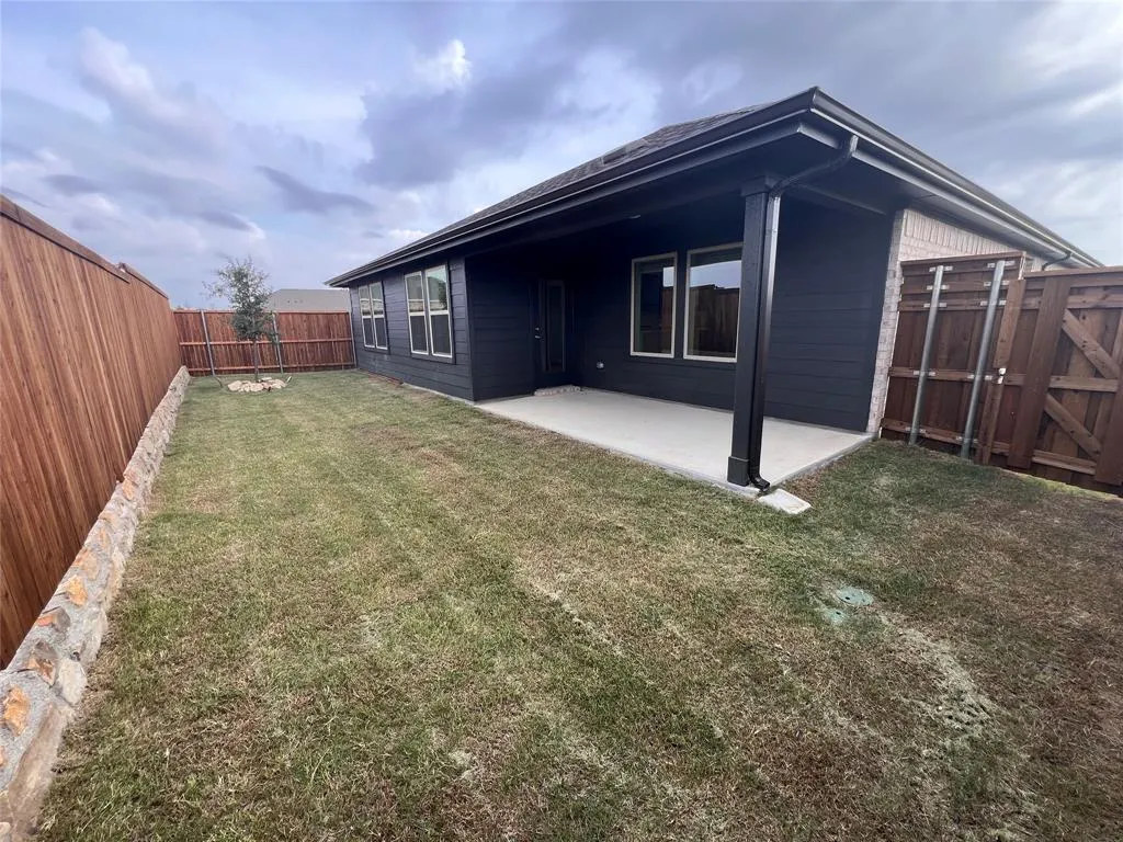 4008 Limestone Bluff Drive