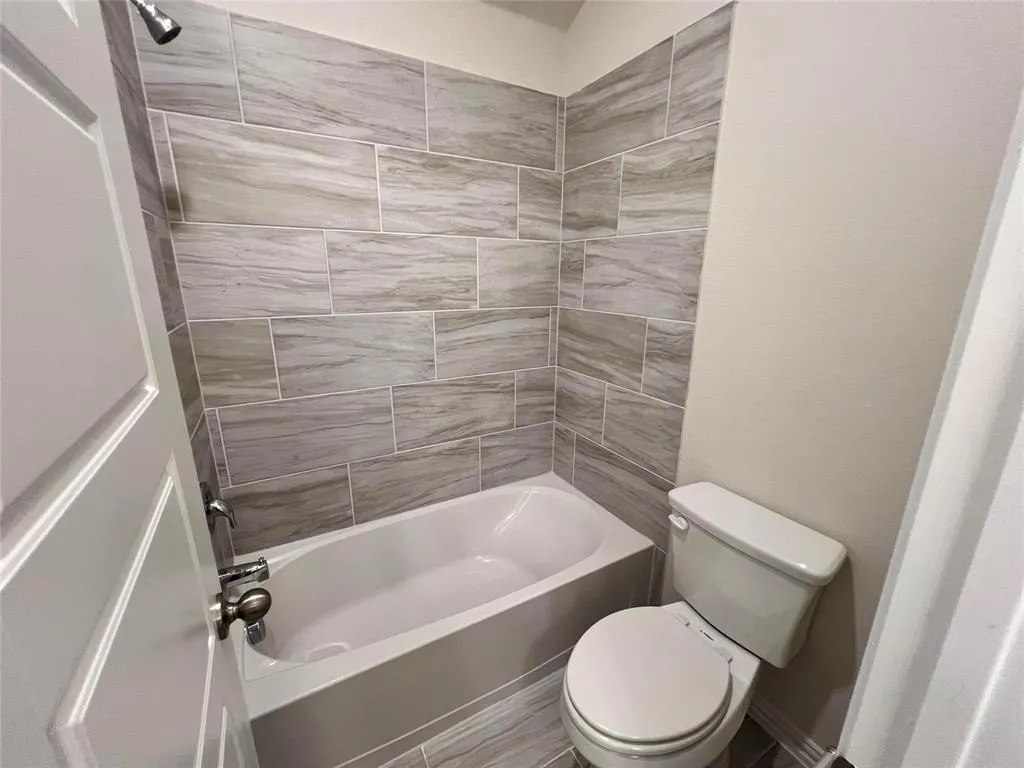 4008 Limestone Bluff Drive