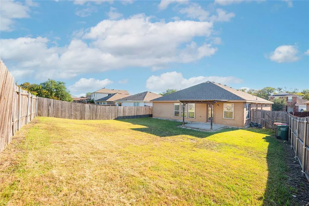 1424 Oak Hollow Lane