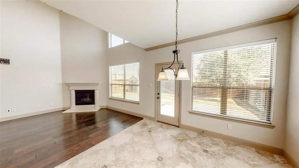 941 Lake Meadow Lane