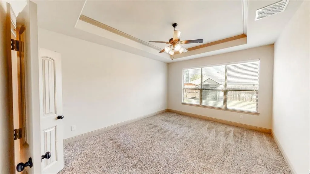 941 Lake Meadow Lane