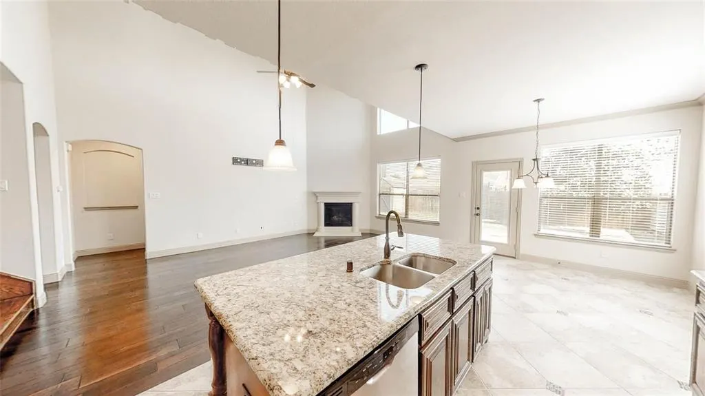 941 Lake Meadow Lane