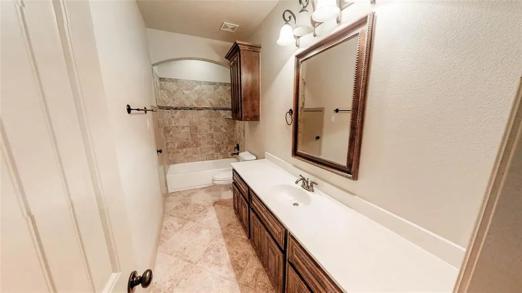 941 Lake Meadow Lane