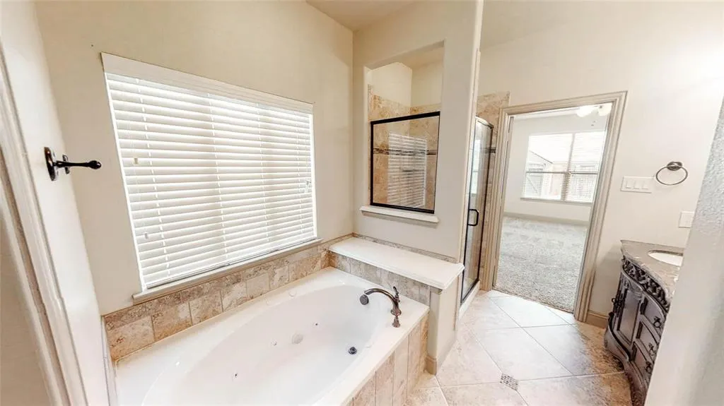 941 Lake Meadow Lane