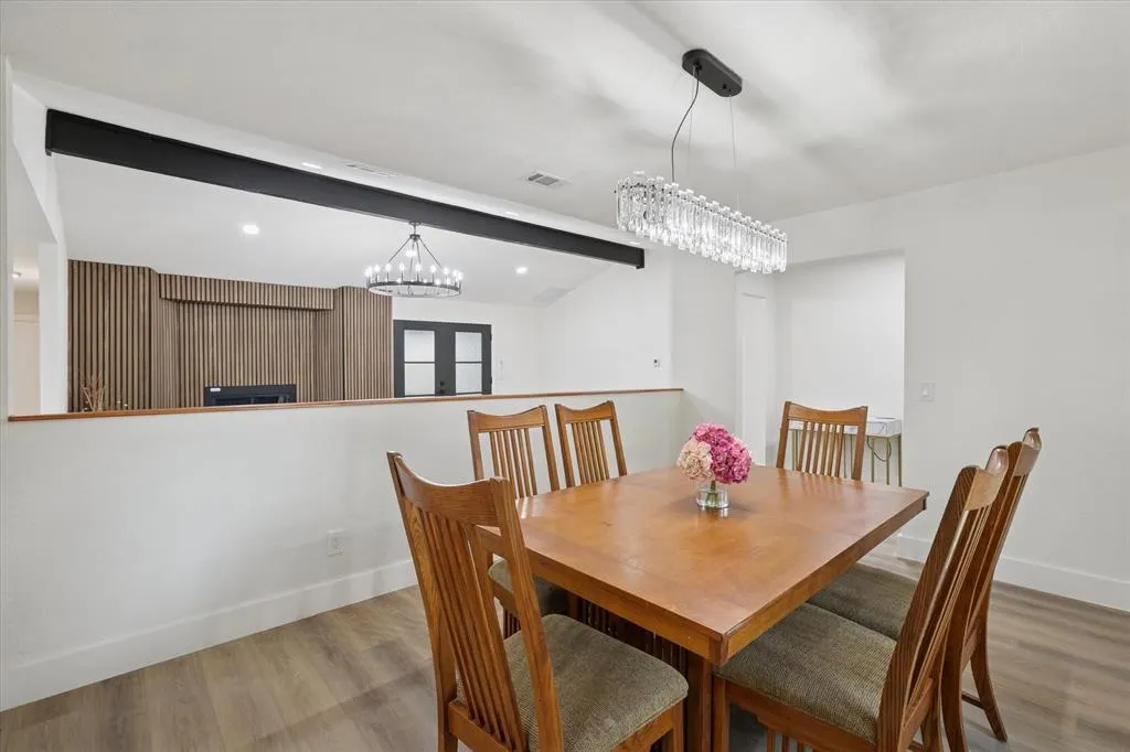 2309 Monticello Circle