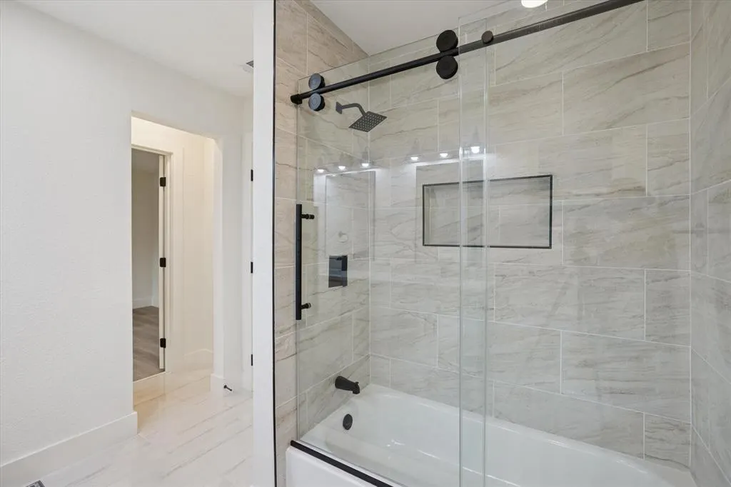 2309 Monticello Circle