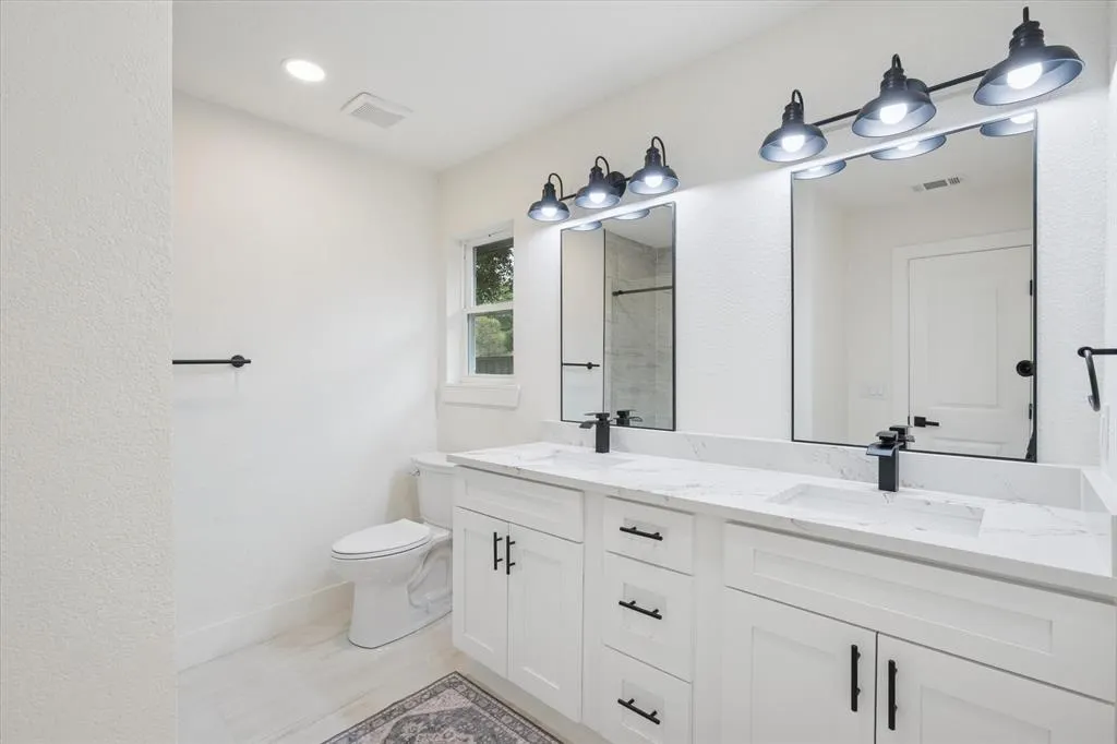 2309 Monticello Circle