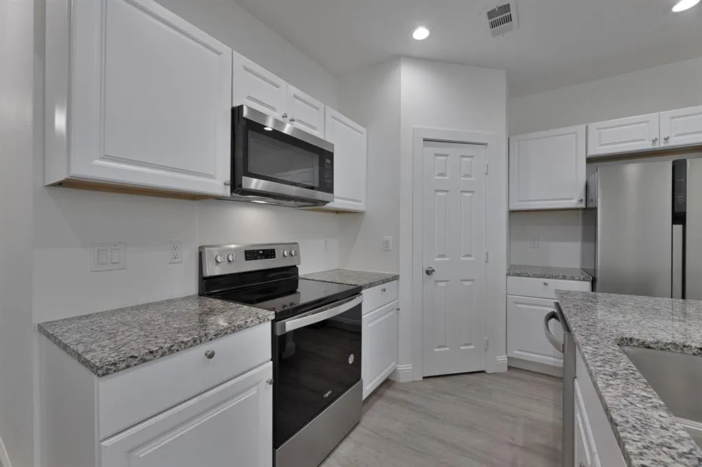 840-842 Ryan Road, #842