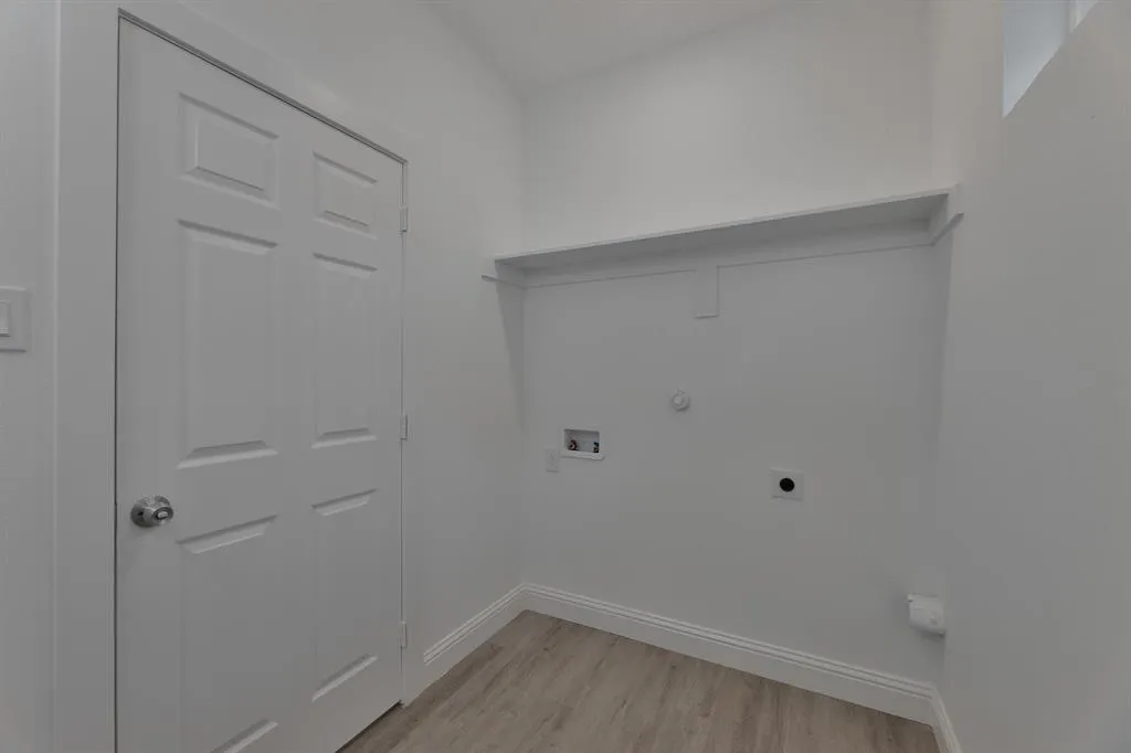 840-842 Ryan Road, #842