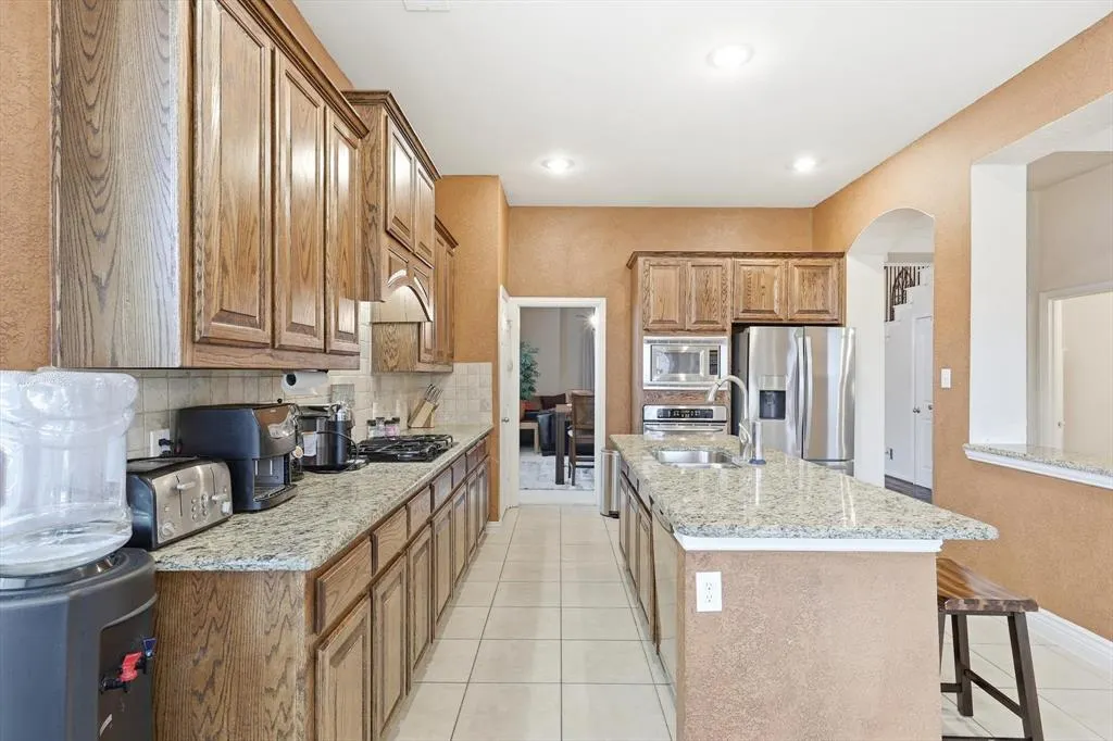 2624 Deer Hollow Drive