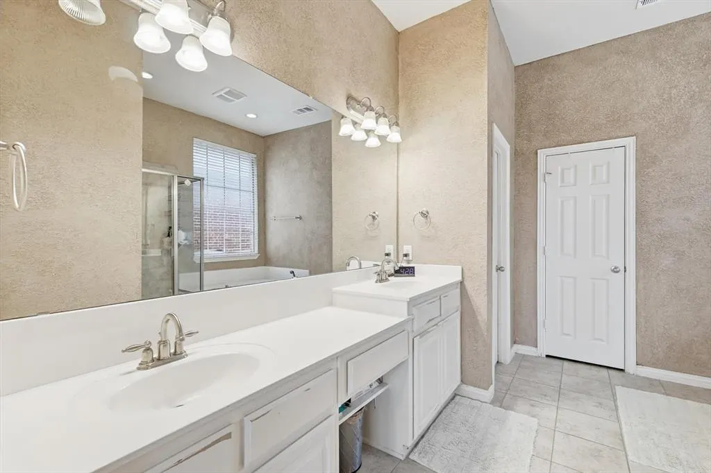 2624 Deer Hollow Drive