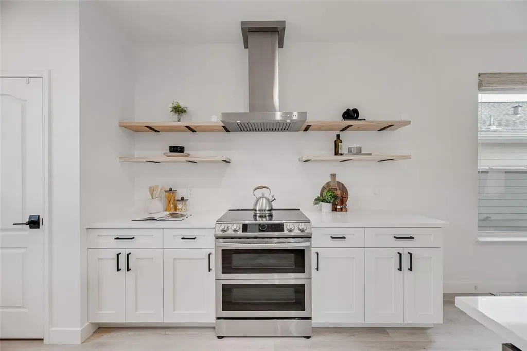 6813 Cotton Seed Drive