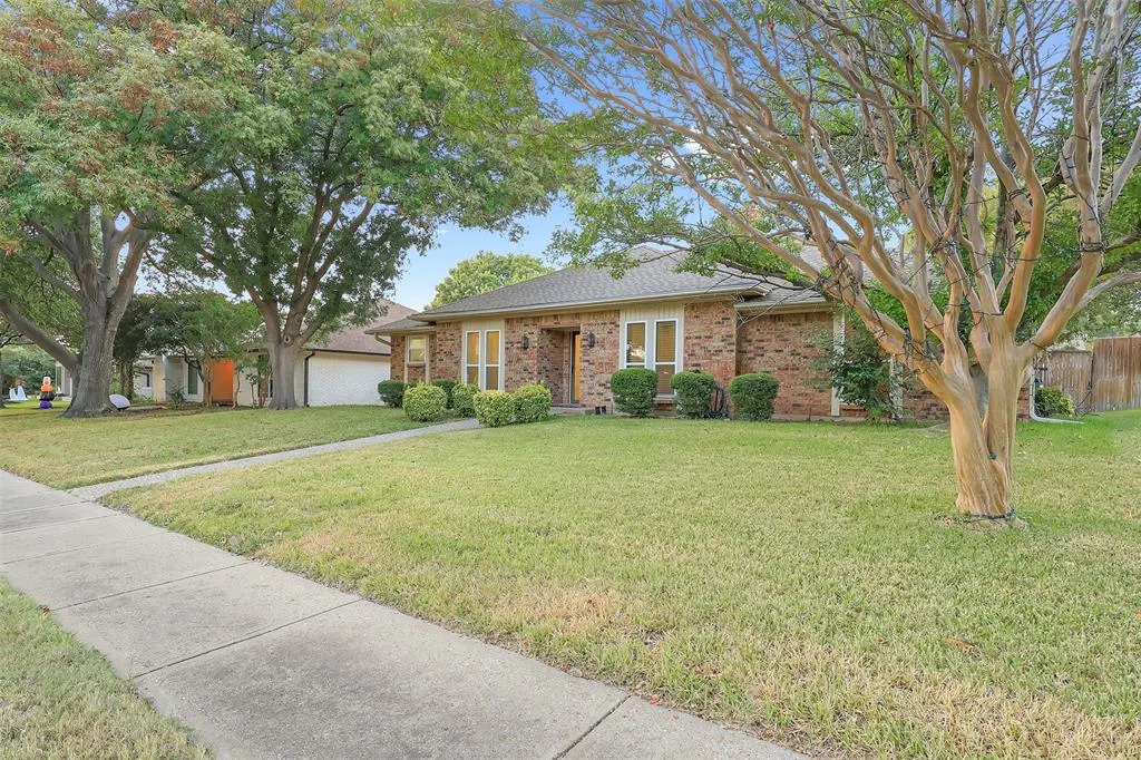 2213 Silver Holly Lane