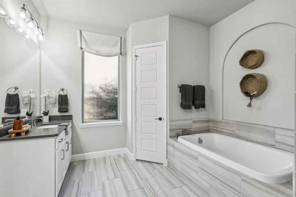 2901 Meadow Dell Drive